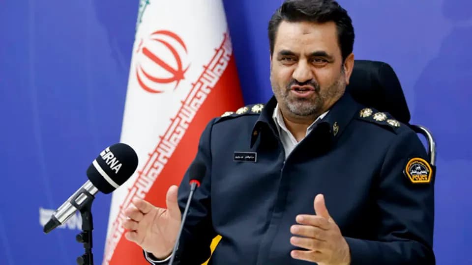 انواع جریمه های خودرو الصاقی، دوبرگی، تسلیمی و دوربین + جدول مقایسه انواع جریمه های خودرو الصاقی، دوبرگی، تسلیمی و دوربین + جدول مقایسه