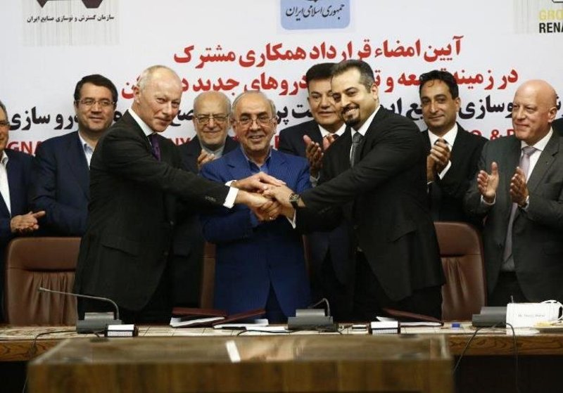 امضا قرارداد 660 میلیون‌یورویی همکاری مشترک رنو با ایران