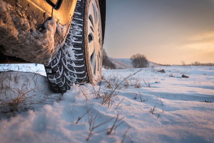 چگونه خودروی خود را برای زمستان آماده کنیم؟