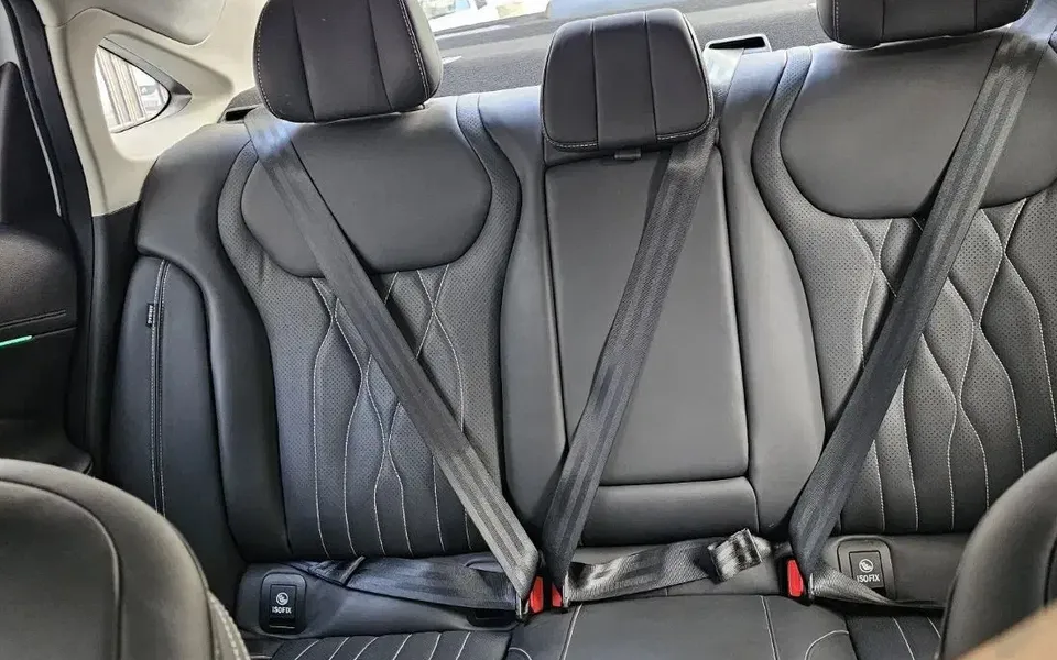 صندلی های فونیکس آریزو ۸ صندلی های فونیکس آریزو ۸