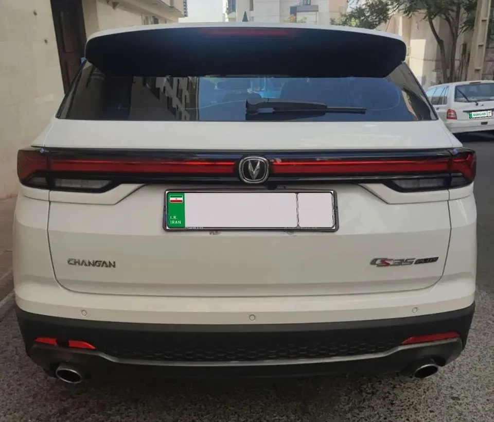 نمای پشت چانگان CS35 پلاس