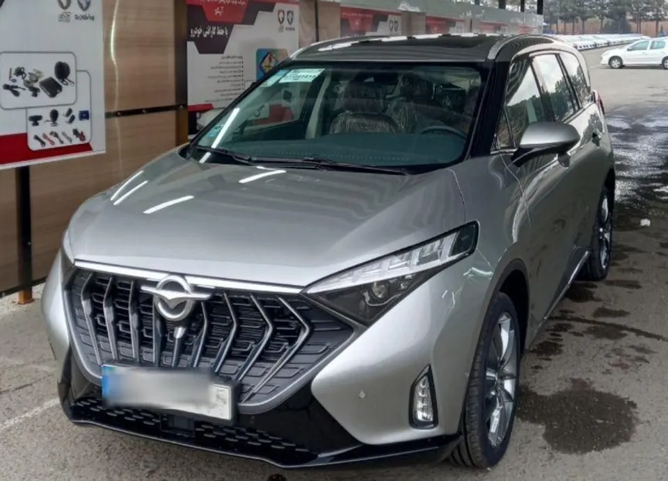 نمای جلو و کناری هایما x7