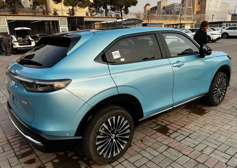 هوندا eNS1 آبی