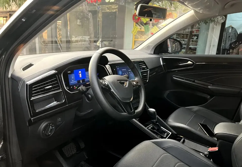 نمای داخلی جتا VS5