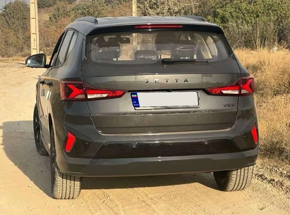 نمای پشت جتا VS5