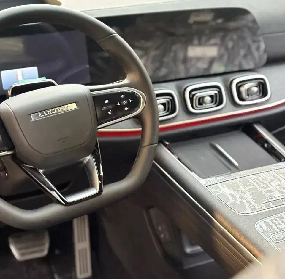 فرمان لوکانو L8