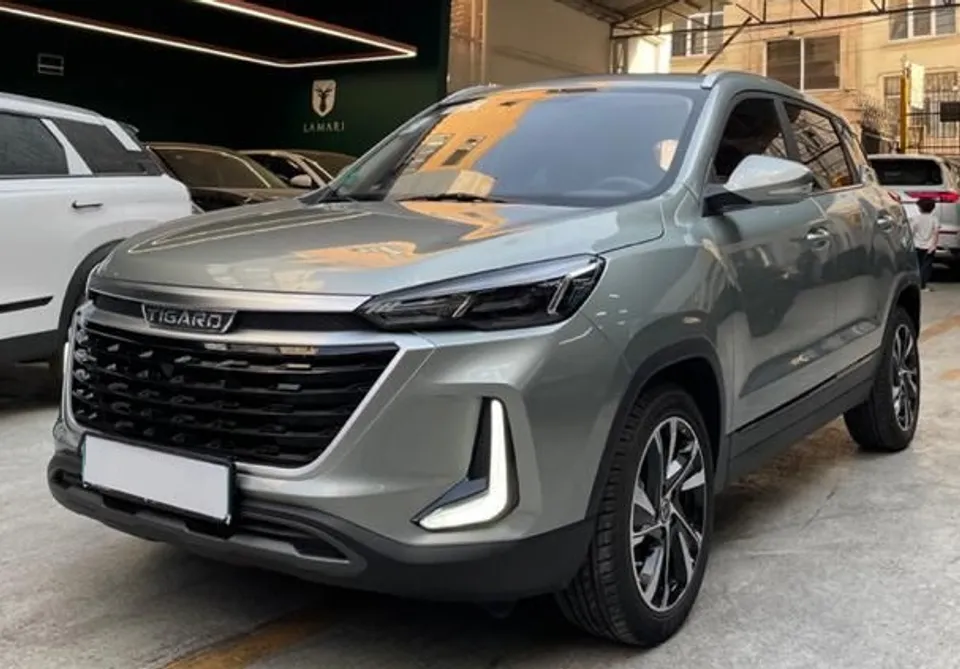 نمای جلو و کناری تیگارد x35