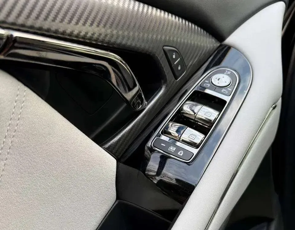 آپشن های وویا فری