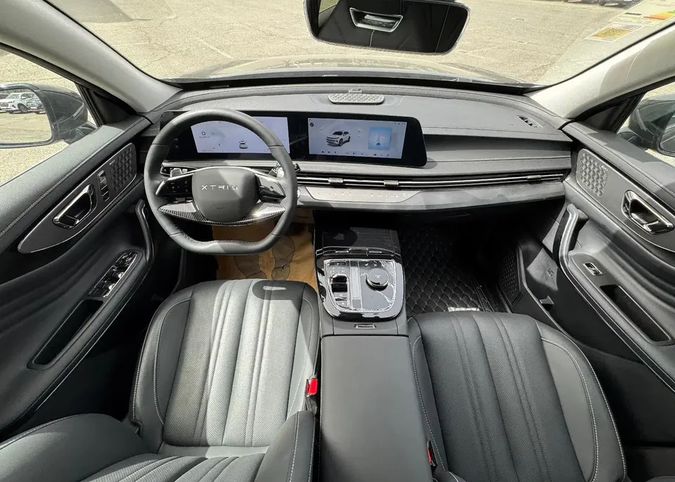 فضای داخلی اکستریم LX فضای داخلی اکستریم LX