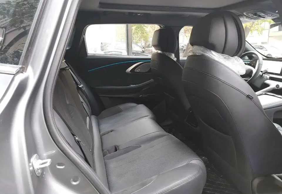 صندلی های عقب اکستریم TXL صندلی های عقب اکستریم TXL